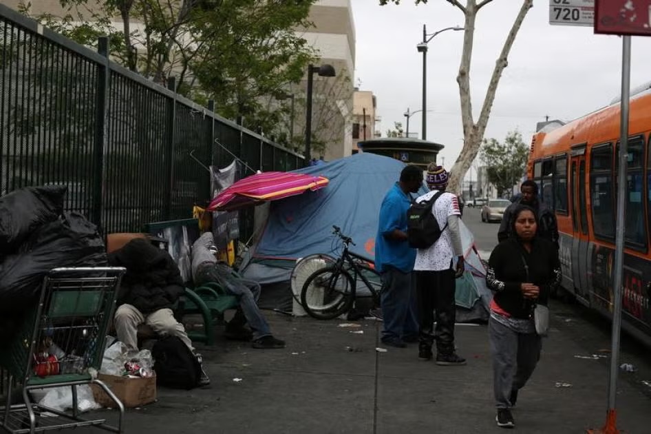 A visual representation of the wealth gap and financial inequality.